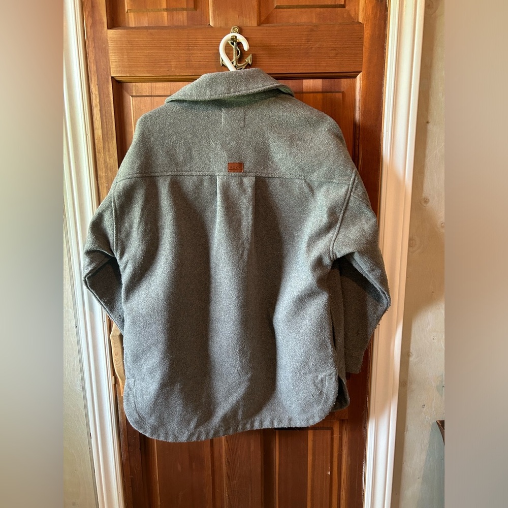Roxy Shacket - Picture 2 of 3